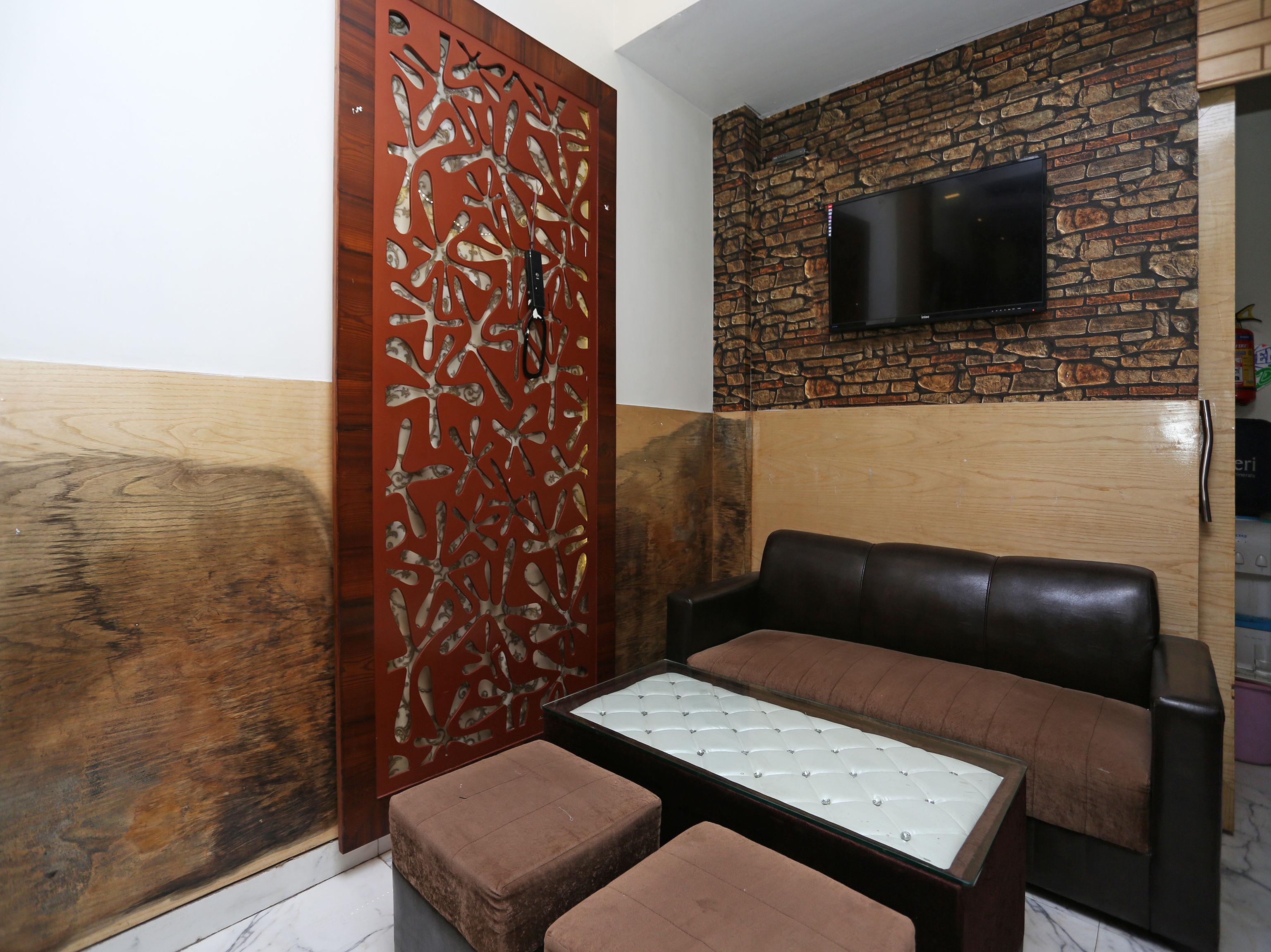 Guest house Oyo 6169 Prem Deluxe